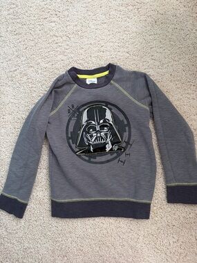 Disney Gray Kids' Star Wars Darth Vader Pullover